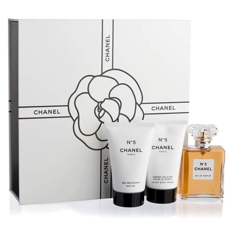 etherische olie set parfum chanel|chanel perfume gift sets.